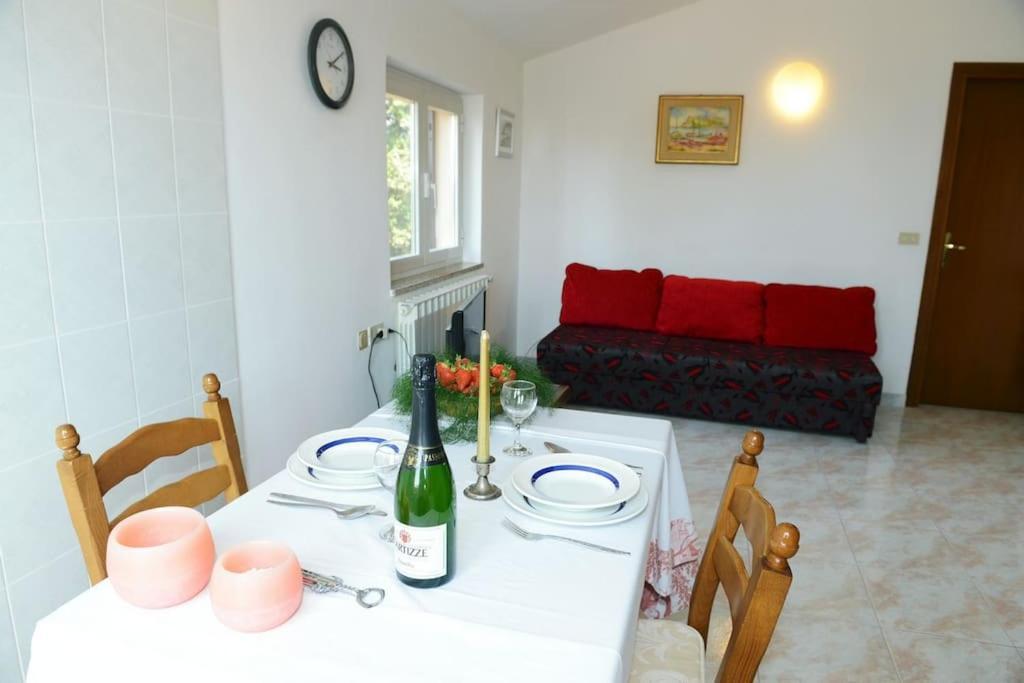 Vista Mare Apartman Πόρετς Εξωτερικό φωτογραφία